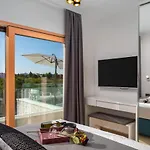 Vm Villa *