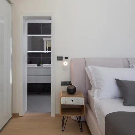 Vm Villa *