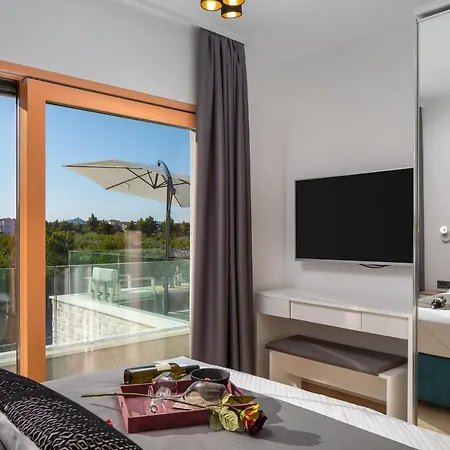 Vm Villa *